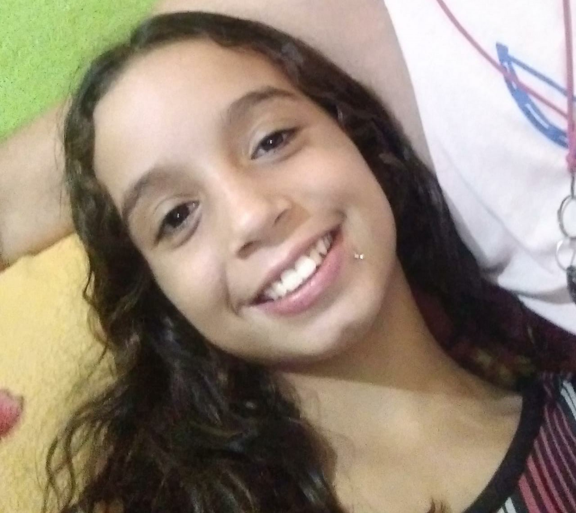 Família procura menina de 13 anos desaparecida em comunidade na Z. Sul