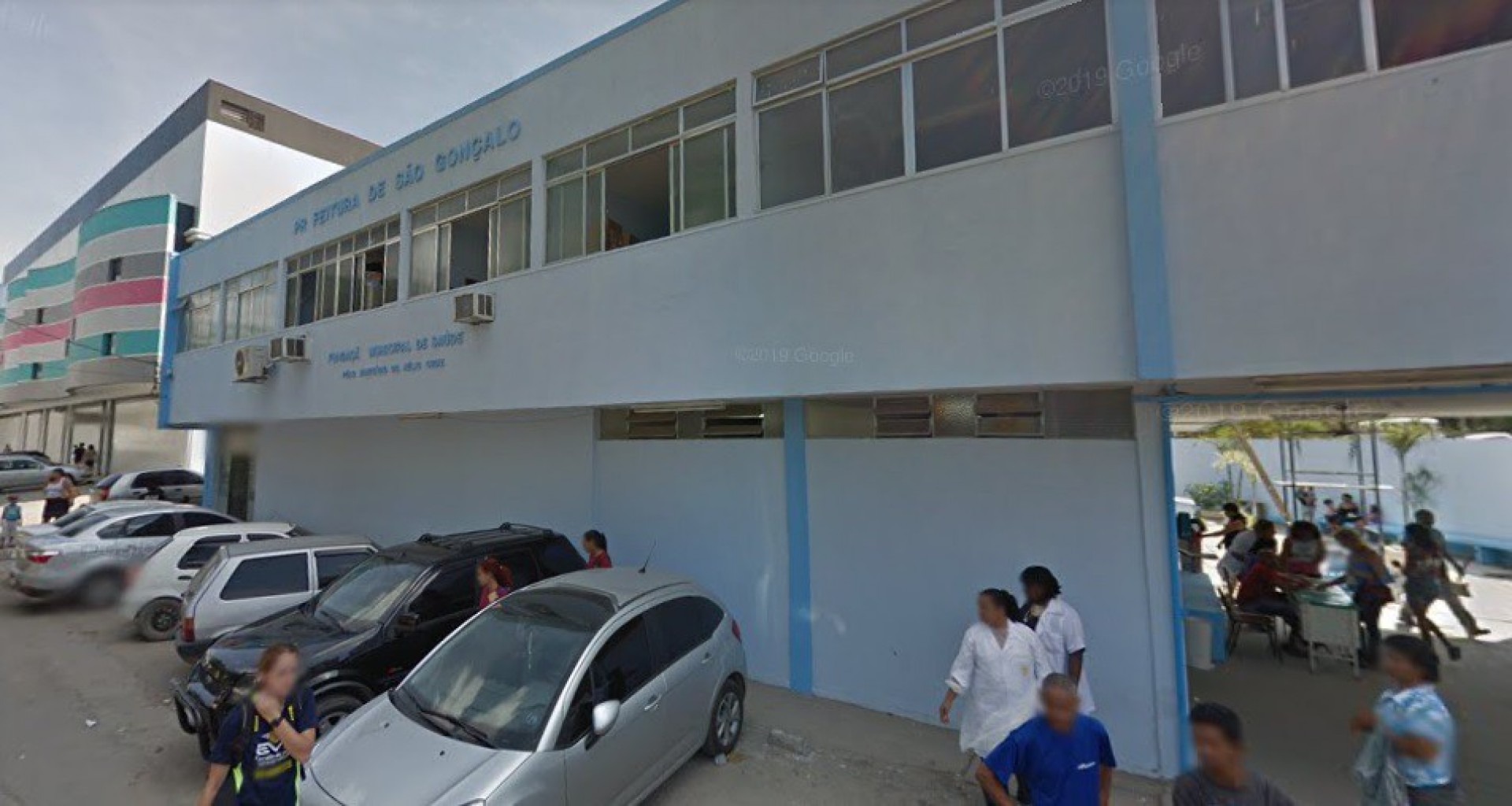 Falta de doses da vacina contra covid-19 gera tumulto em posto de sa&uacute;de em S&atilde;o Gon&ccedil;alo