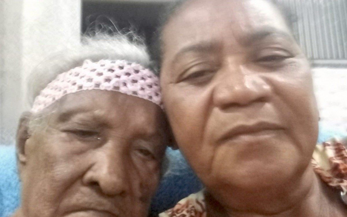 Dona Maria Nunis e sua filha, Maria da Penha: 8 meses sem benef&iacute;cio do INSS