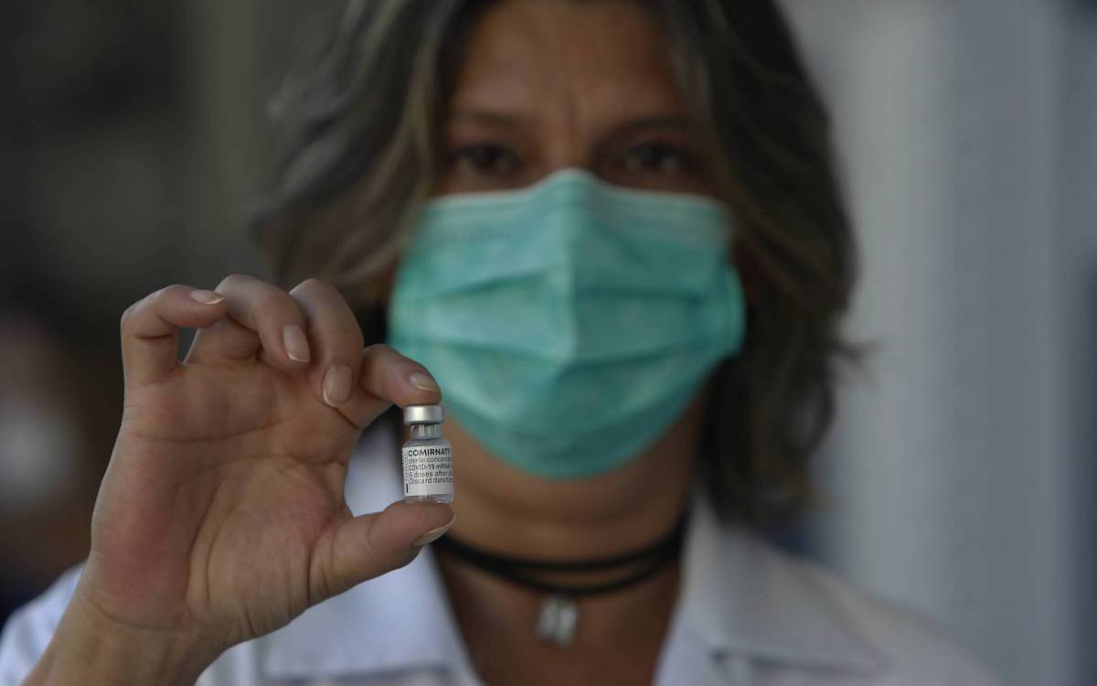 Pfizer recebeu o ok para entregar ao Brasil 100 milh&otilde;es de doses