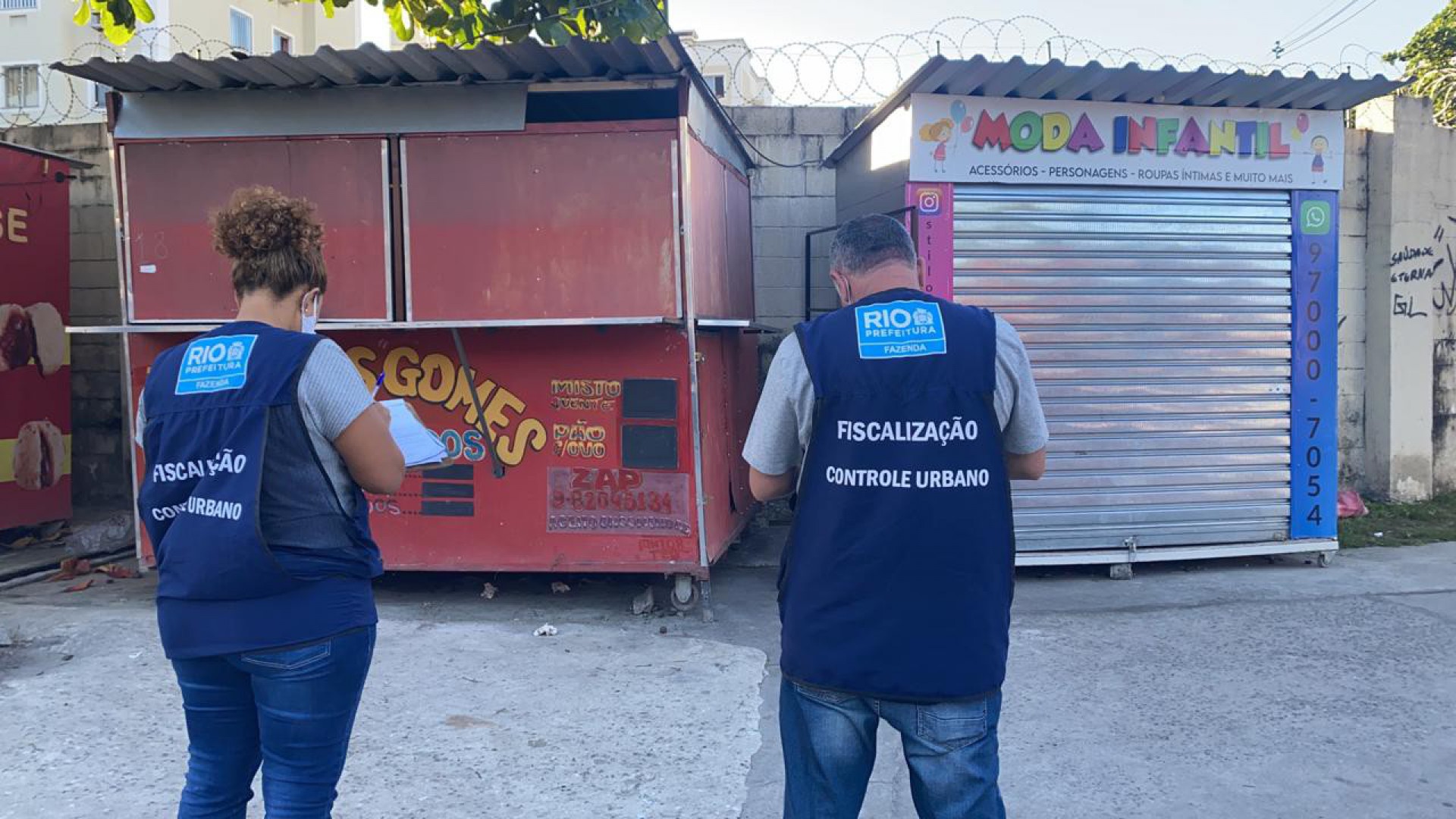 Operação de ordenamento urbano na Estrada Adhemar Bebiano - Divulgação/Seop