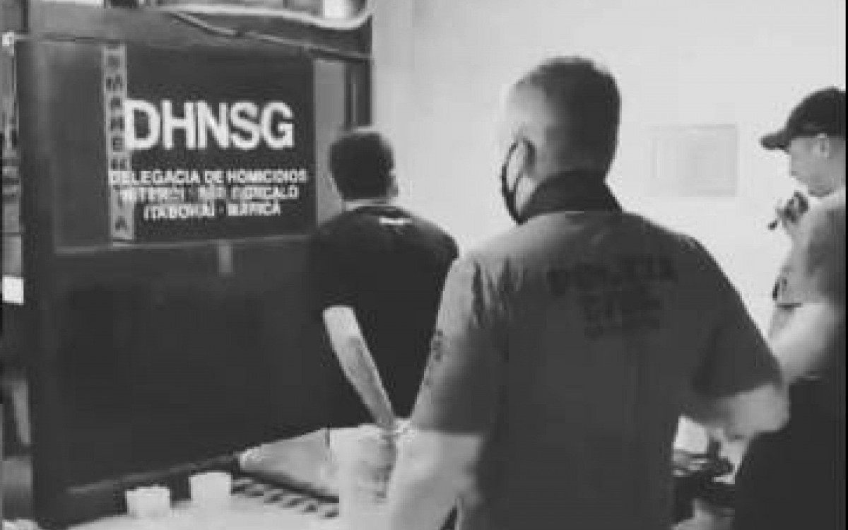 Momento da pris&atilde;o.