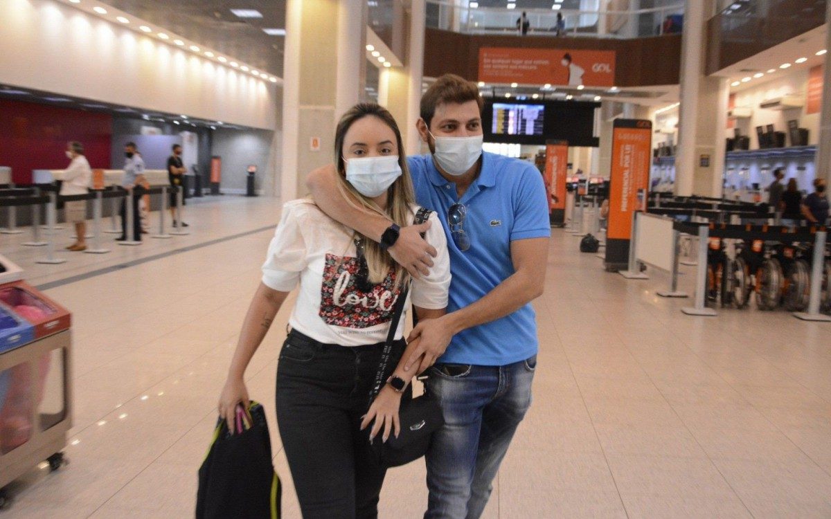 Caio Afiune com a mulher, Waléria