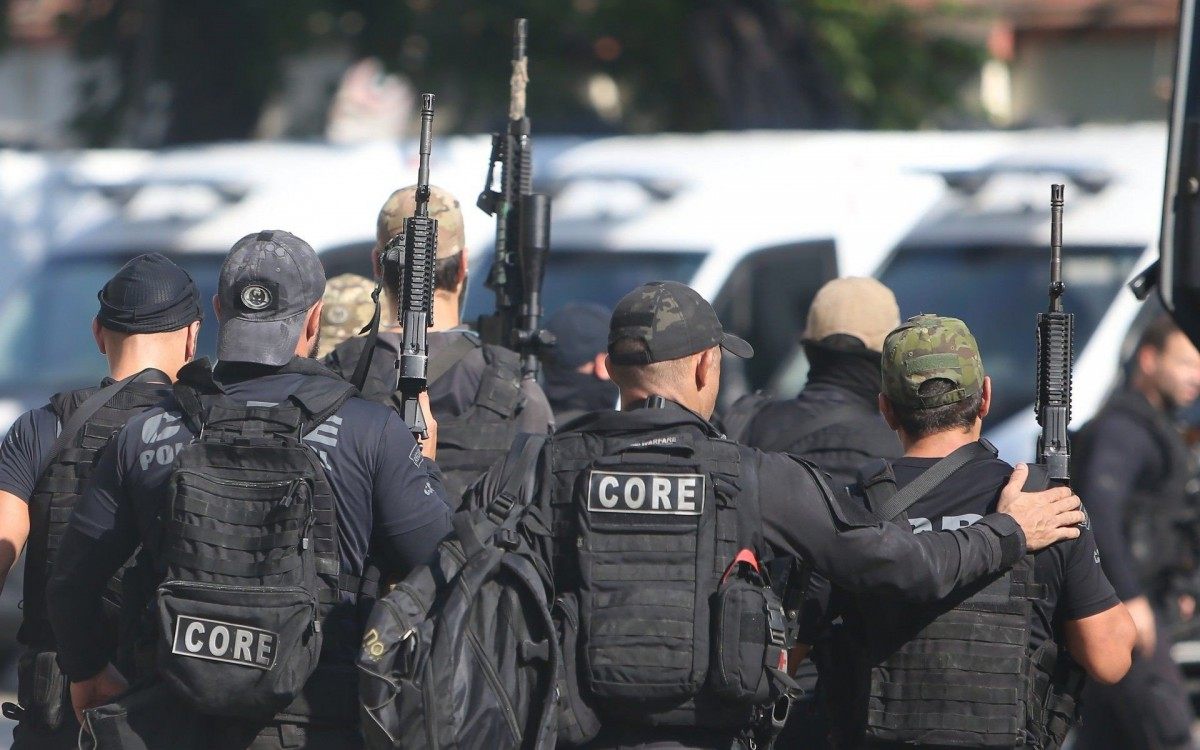 Cidade da Pol&iacute;cia - Presos e apreens&otilde;es da Opera&ccedil;&atilde;o da Pol&iacute;cia Civil na comunidade do Jacarezinho que deixou 25 mortos. Essa foi a a&ccedil;&atilde;o mais letal da policia em uma comunidade do Rio de Janeiro. 