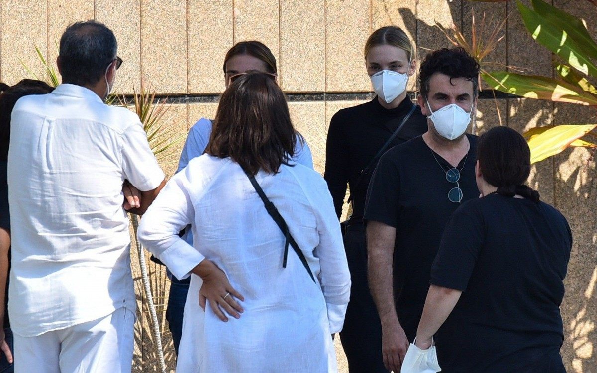 Carol Trentini no vel&Atilde;&sup3;rio de Paulo Gustavo