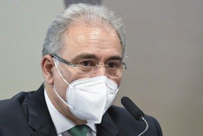 Antes de depor na CPI, Queiroga diz que Luana Araujo não traria 'conciliação entre médicos'