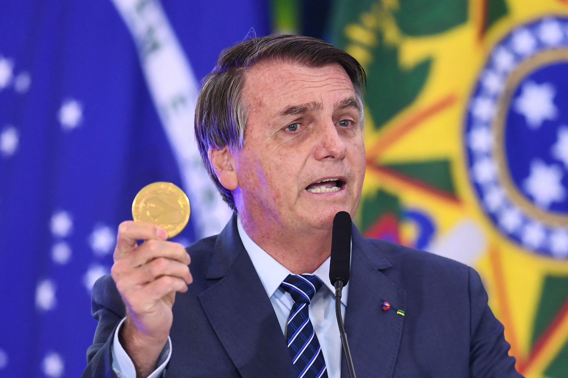 Governo Bolsonaro restringe recursos para municípios ligados aos senadores envolvidos na CPI