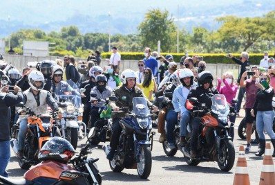 'Motociata' promovida por apoiadores de Bolsonaro já gera insatisfação em moradores da Zona Oeste