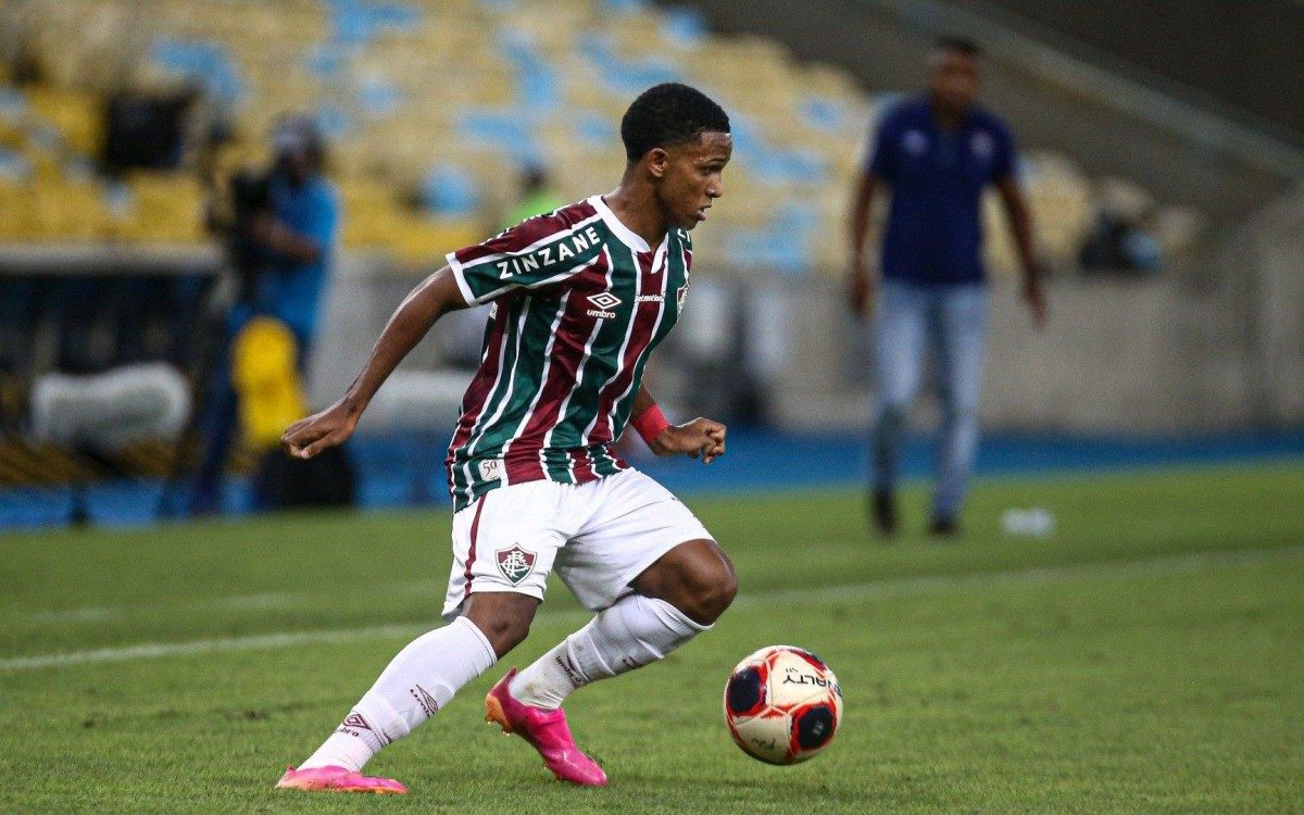 Kayky - Lucas Mercon / Fluminense