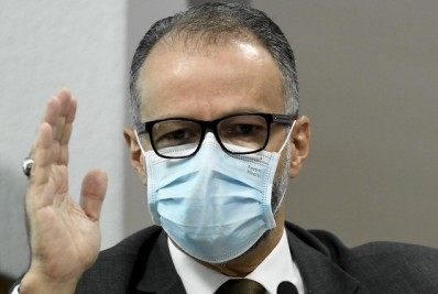 Barra Torres rebate Bolsonaro após pedido de lista com envolvidos na decisão da vacinação em crianças