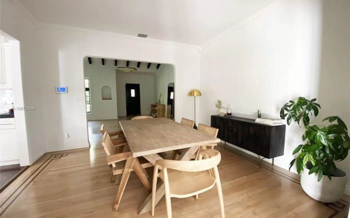 Casa de Anitta em Miami