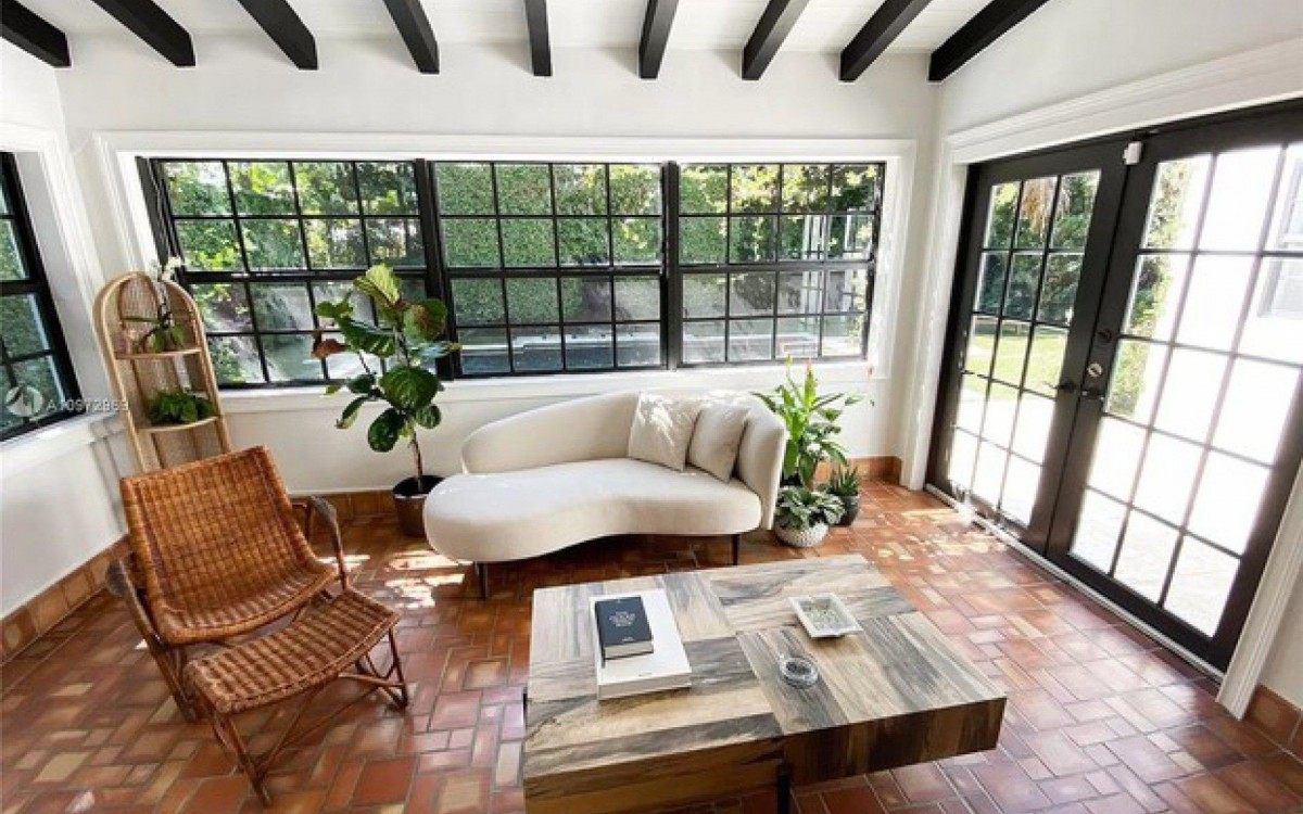 Casa de Anitta em Miami