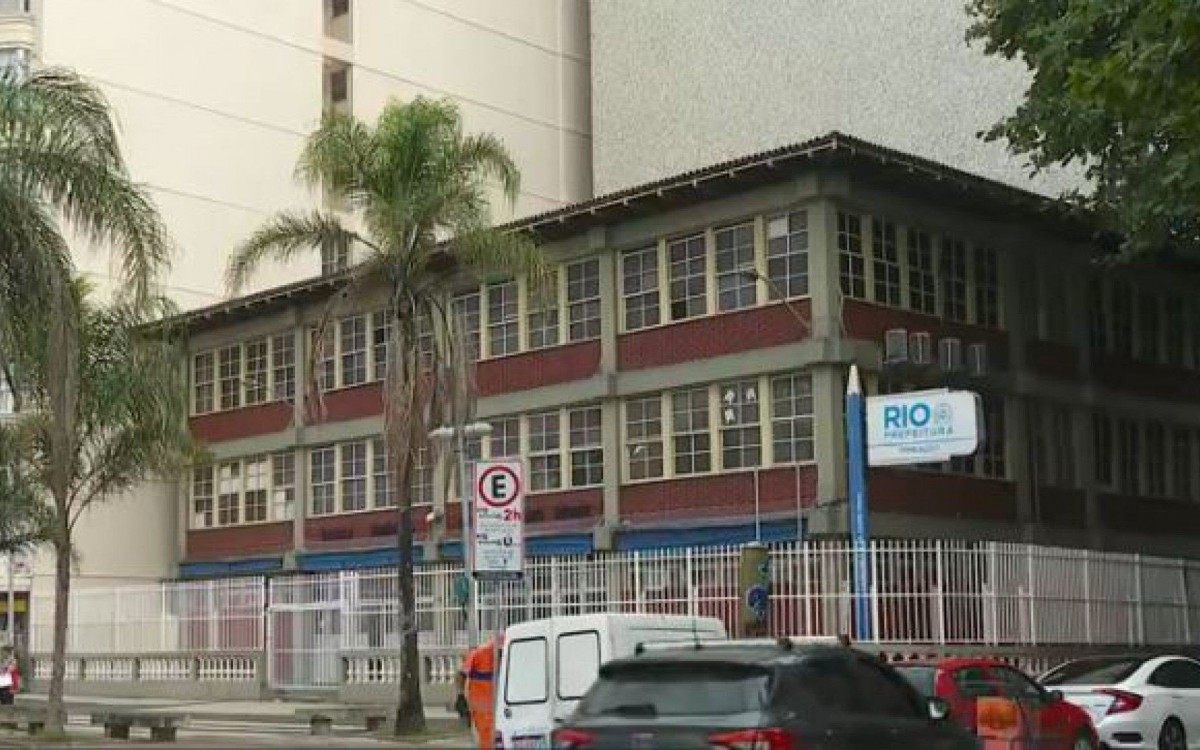 Alerj aprova tombamento de escola em Copacabana