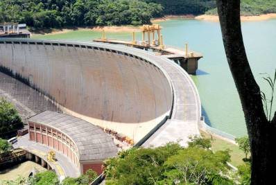 Especialistas afirmam que situação é preocupante com os reservatórios de água do Rio em baixa