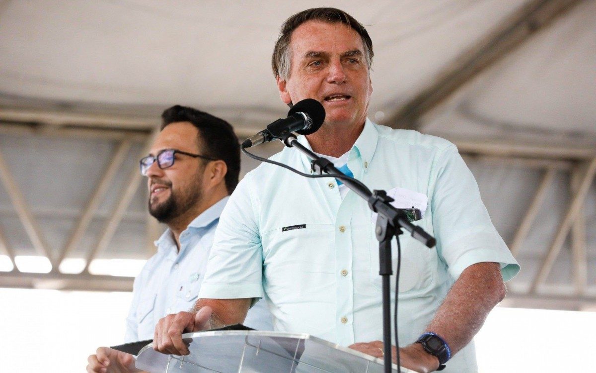 (Macei&Atilde;&sup3; - AL, 13/05/2021) Entrega de chaves de unidades habitacionais a fam&Atilde;&shy;lias beneficiadas.