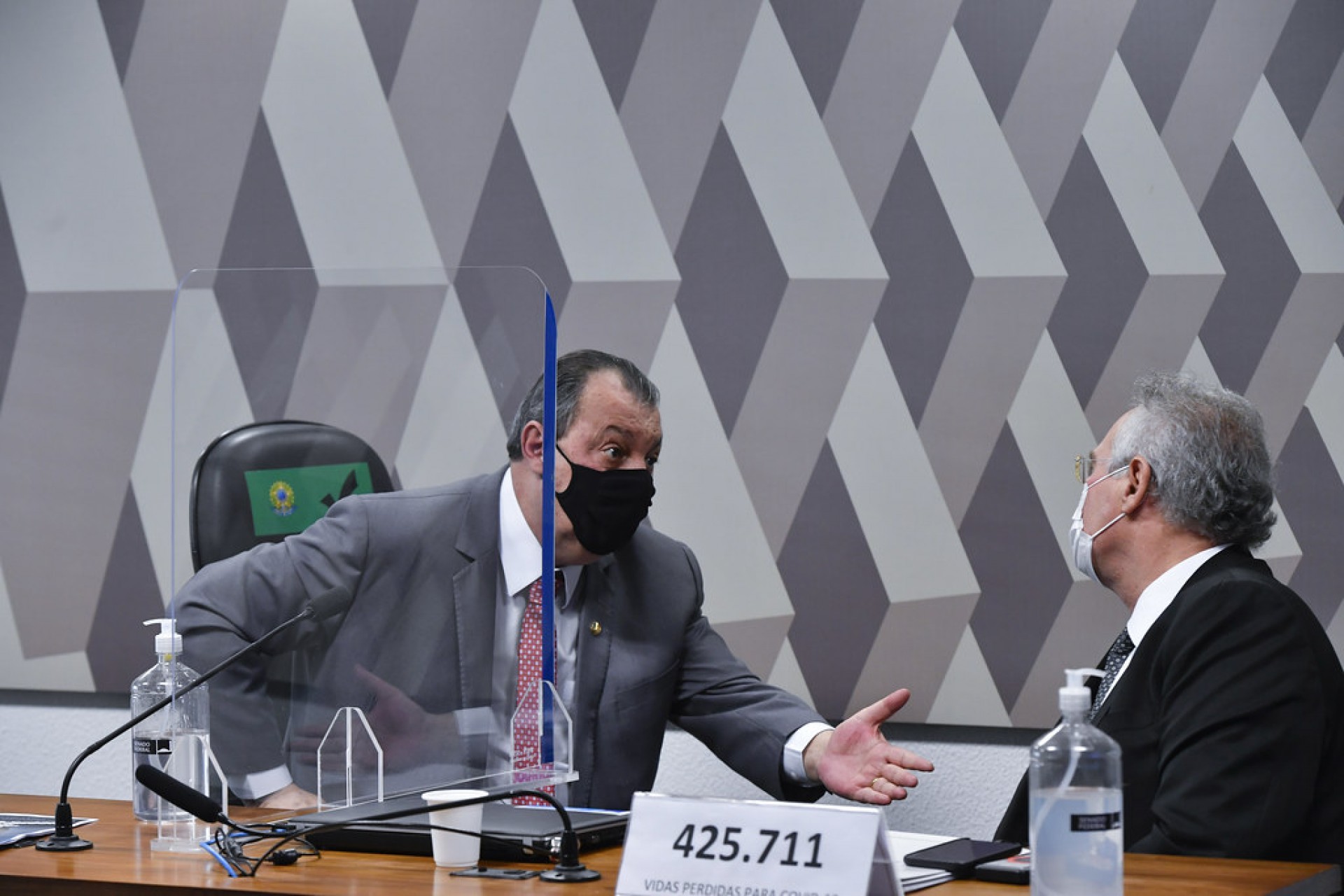 Pazuello vai ser convocado para novo depoimento na CPI da Covid, afirma Aziz