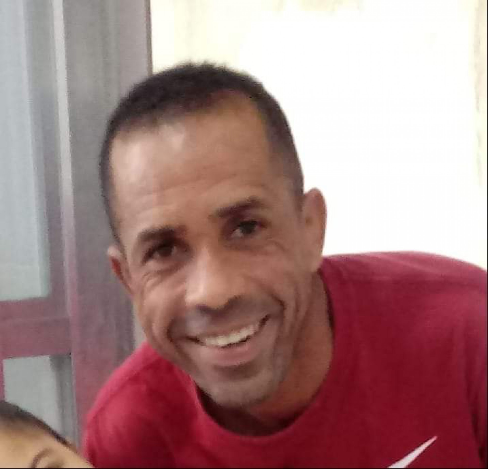 Pedreiro desaparece ap&oacute;s sair para comprar p&atilde;o na Baixada Fluminense