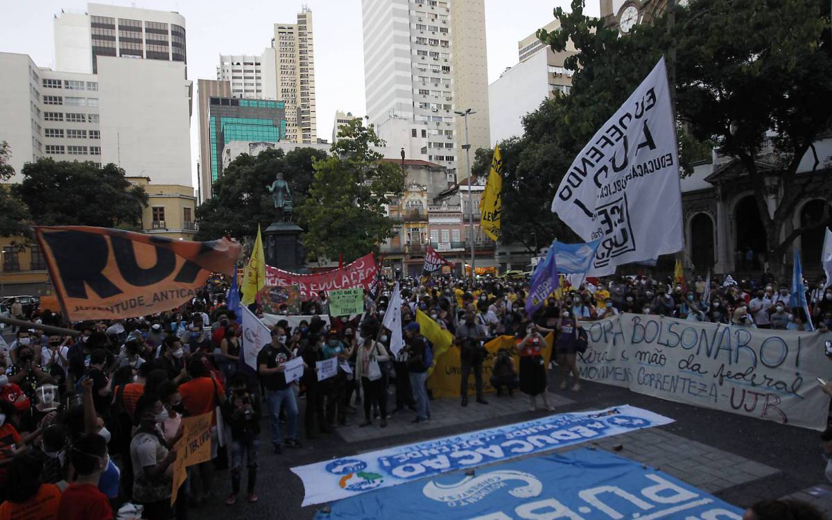 Rio de Janeiro 14/05/2021 - Ato contra o Ministério da Educação e o Congresso Nacional em relação ao orçamento da instituição. Foto: Luciano Belford/Agencia O Dia - Luciano Belford/Agencia O Dia
