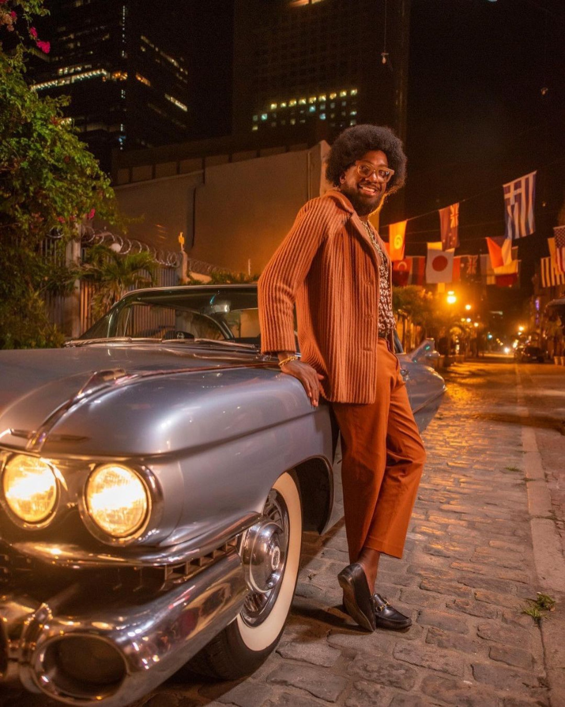 Mumuzinho exibe novo visual em clipe - Reprodu&ccedil;&atilde;o