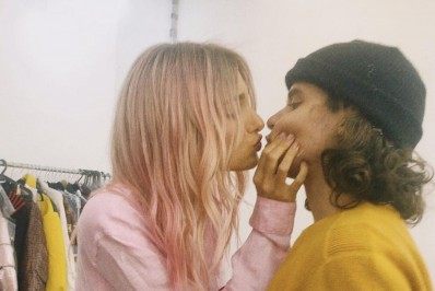 Sasha posta foto romântica com noivo: 'Te amo pra sempre'