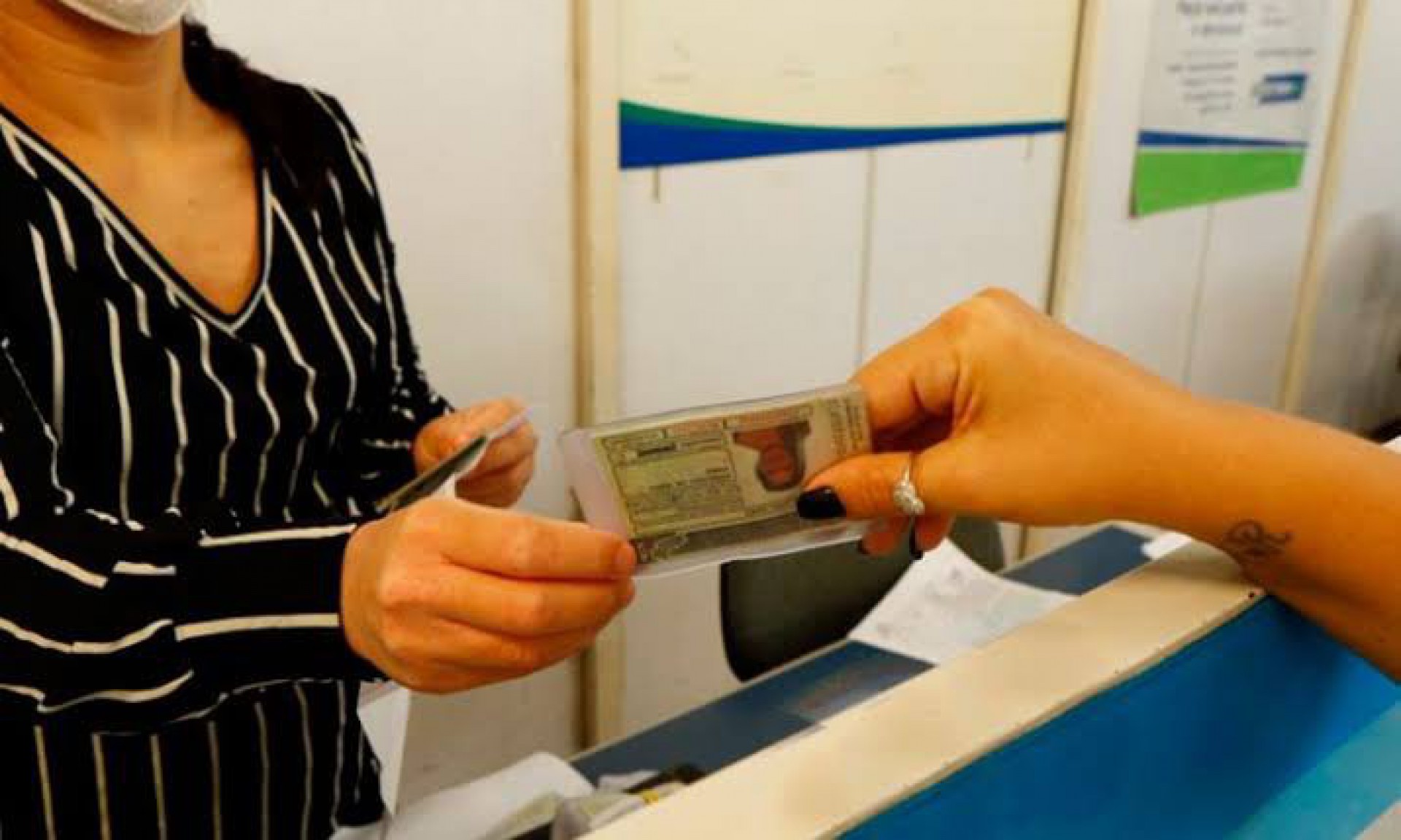 Nos mutir&otilde;es, mais de 110 mil pessoas foram atendidas