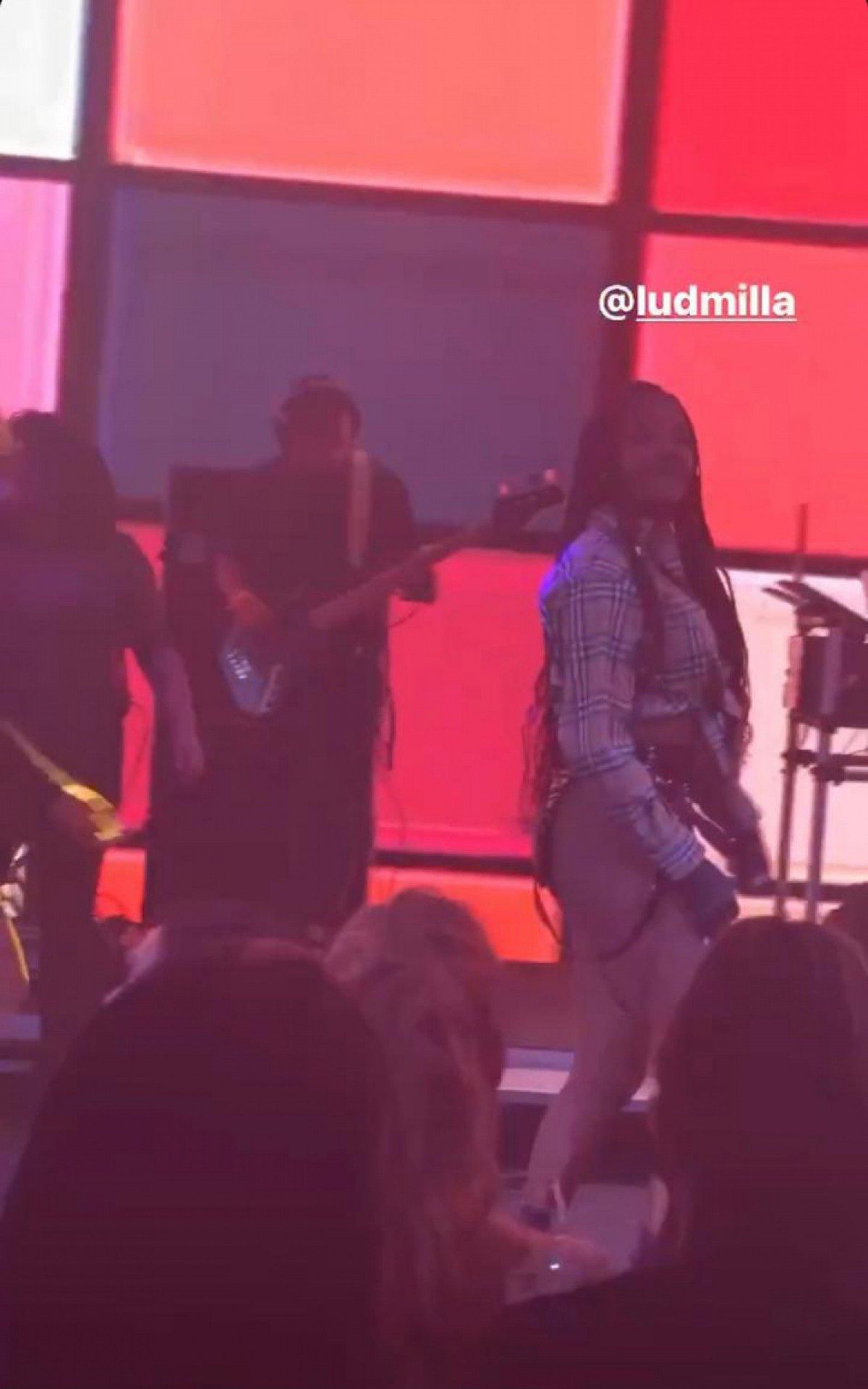 Festa no Copacabana Palace em plena pandemia