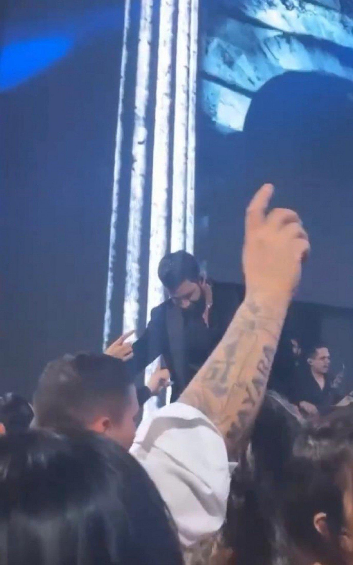 Festa no Copacabana Palace em plena pandemia