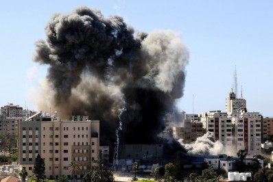 Ataque israelense mata 10 pessoas, incluindo 8 crianças, de uma mesma família em Gaza
