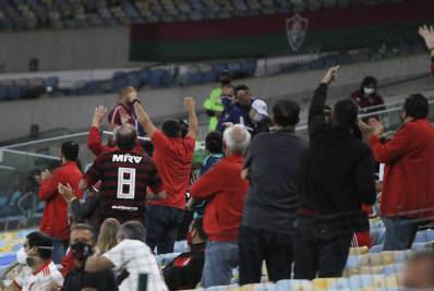 Administração do Maracanã é multada por conta de convidados na final do Carioca