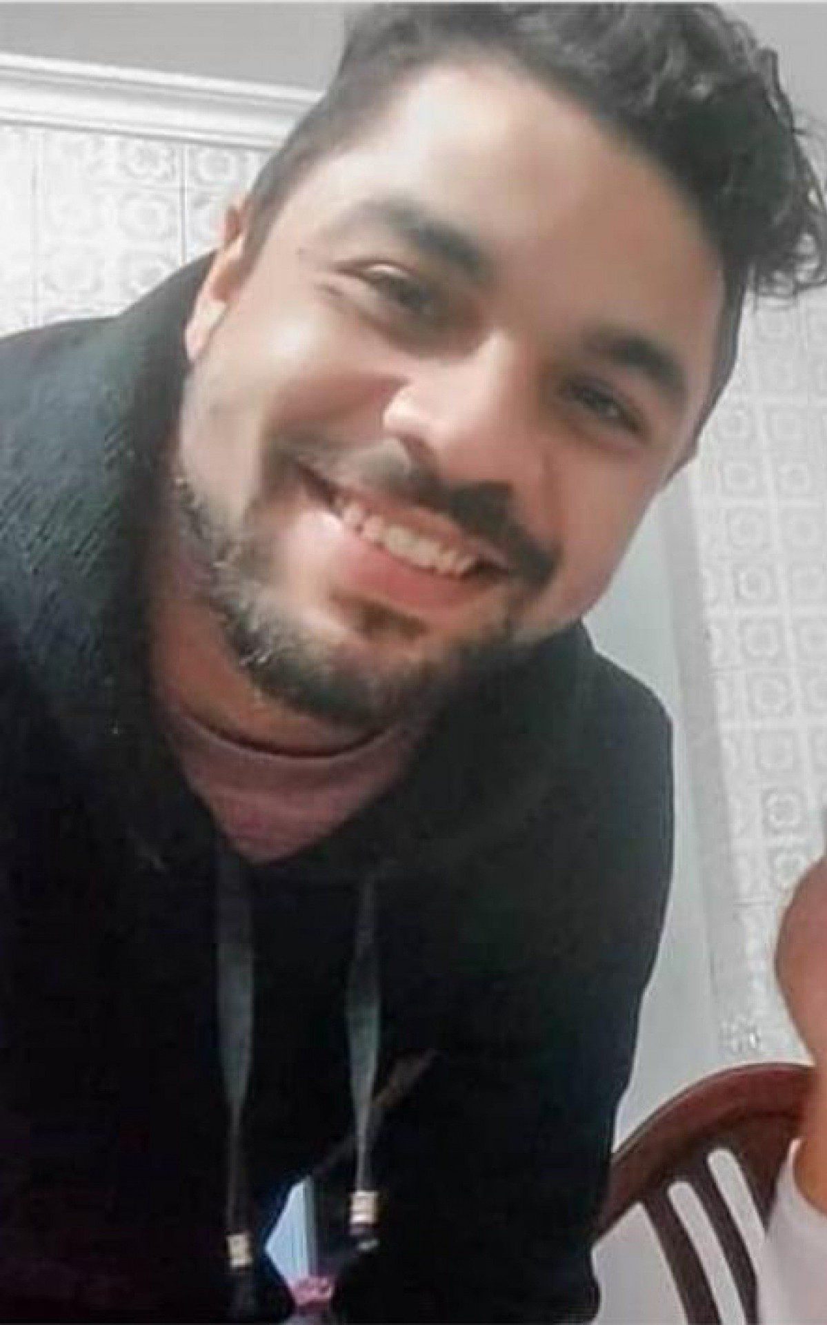 Thiago Freitas foi assassinado com um tiro na cabeça após pedir que traficantes fizessem menos barulho para a filha dormir 