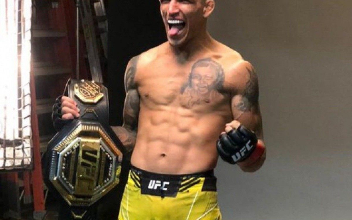 Charles Oliveira conquistou cintur&atilde;o
