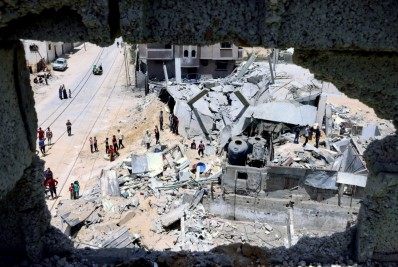 Bombardeios israelenses matam 42 palestinos em Gaza