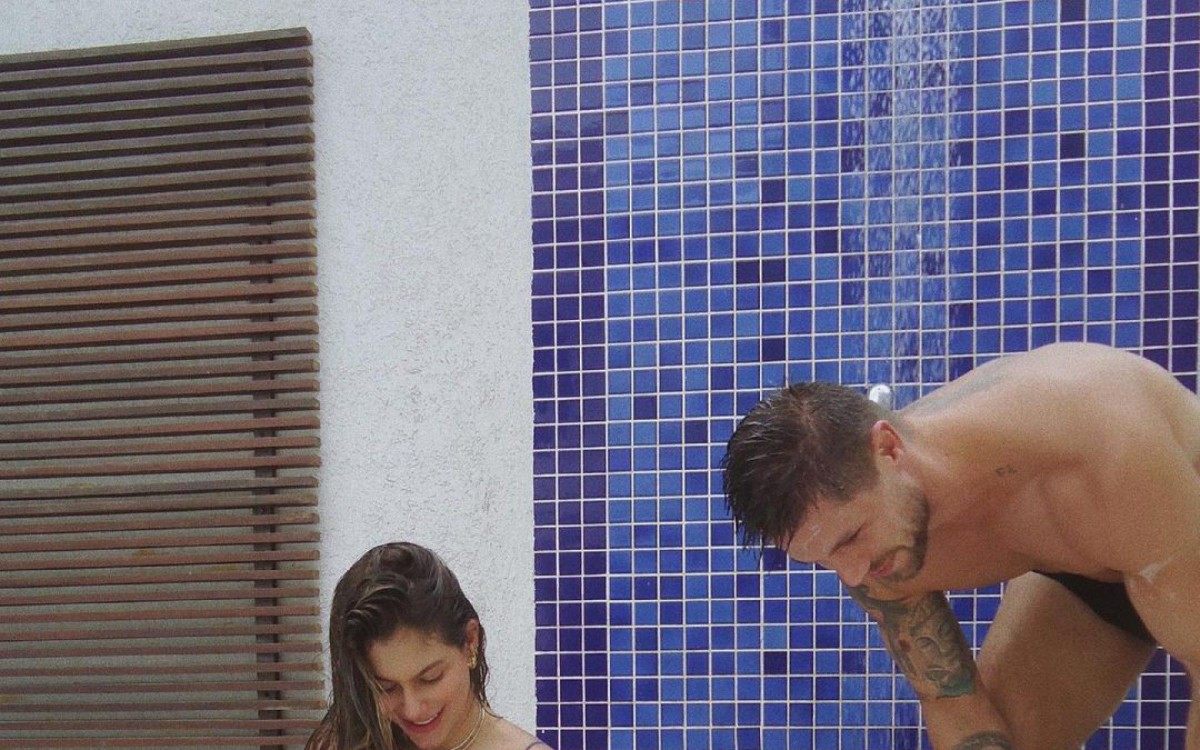 Mari Gonzalez e seu cachorrinho Marsh