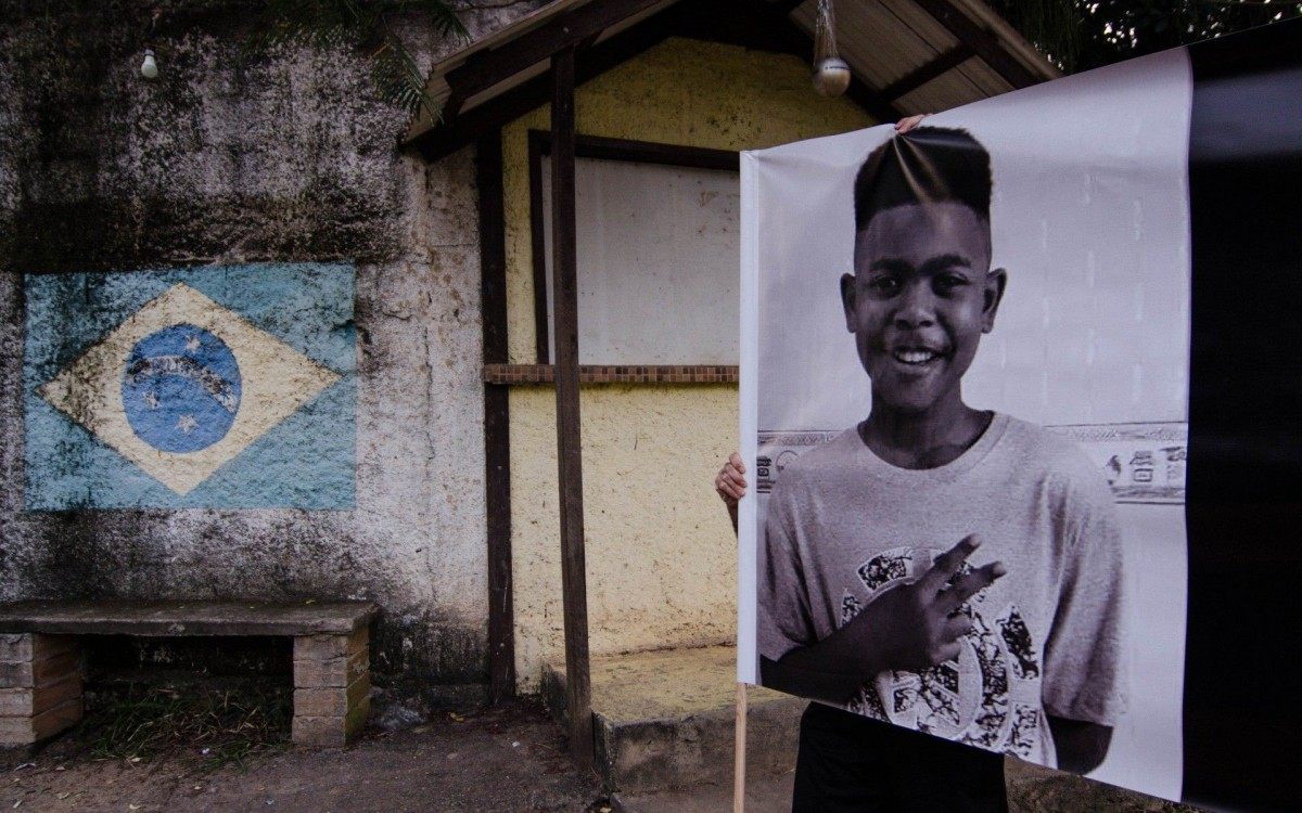 Abaixo assinado teve mais de tr&ecirc;s milh&otilde;es de assinaturas pedindo justi&ccedil;a
