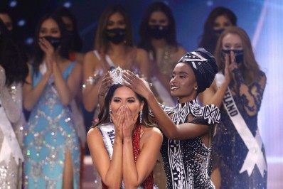 Mexicana vence Miss Universo e brasileira fica em segundo lugar: 'Injustiça'