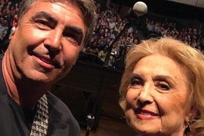 Filho de Eva Wilma faz homenagem à mãe: 'Exemplo pra mim'