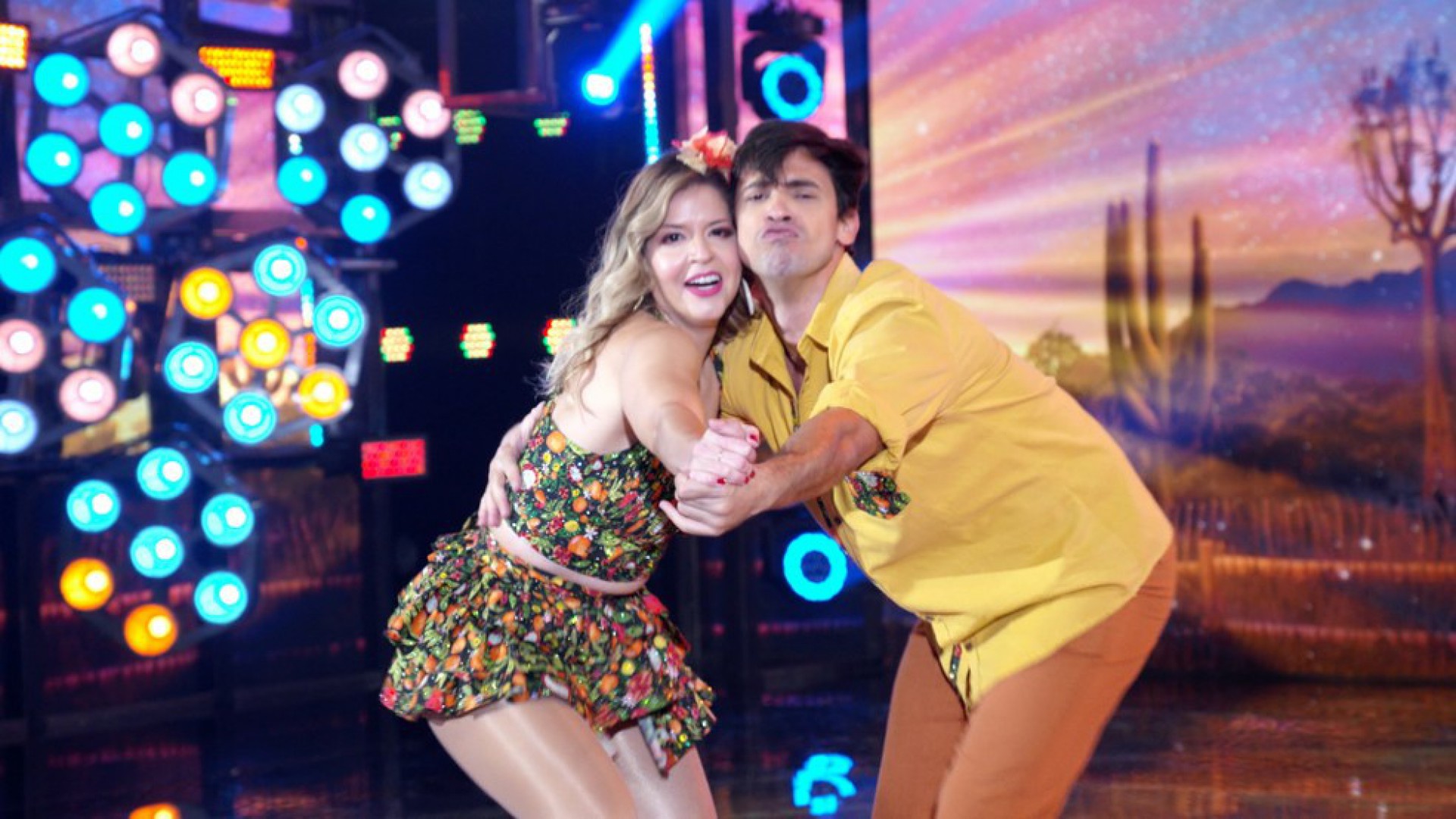 Mariana Santos e Élcio Bonazzi
 - Reprodução/Globo