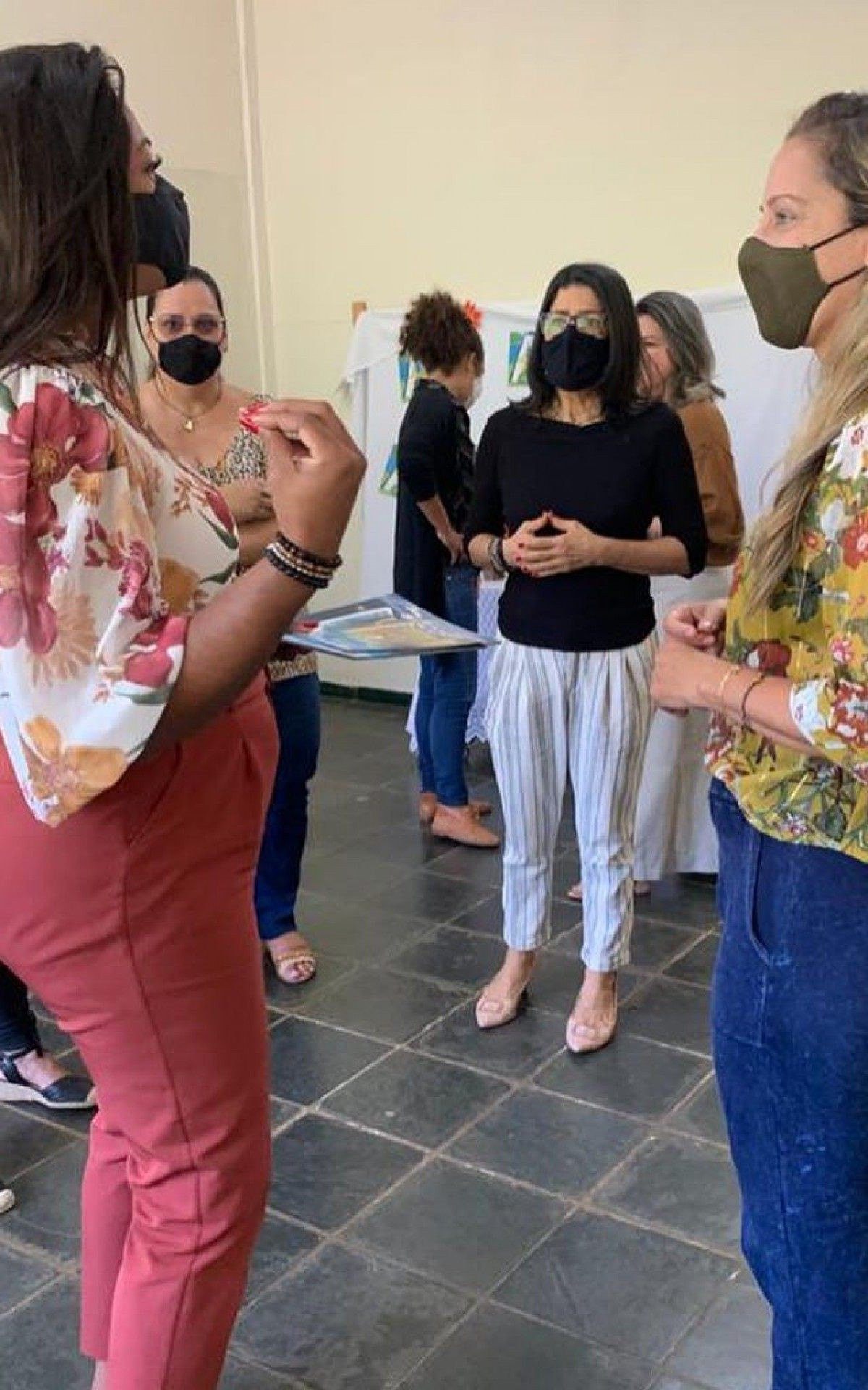 Projeto "A Cabana e suas Histórias" chega às escolas de Búzios