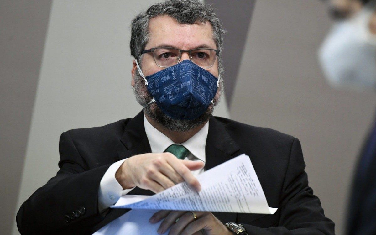 No depoimento, o ex-chanceler disse que "jamais" foi contra a iniciativa do Cons&oacute;rcio Covax Facility para recebimento de vacinas contra a covid-19.