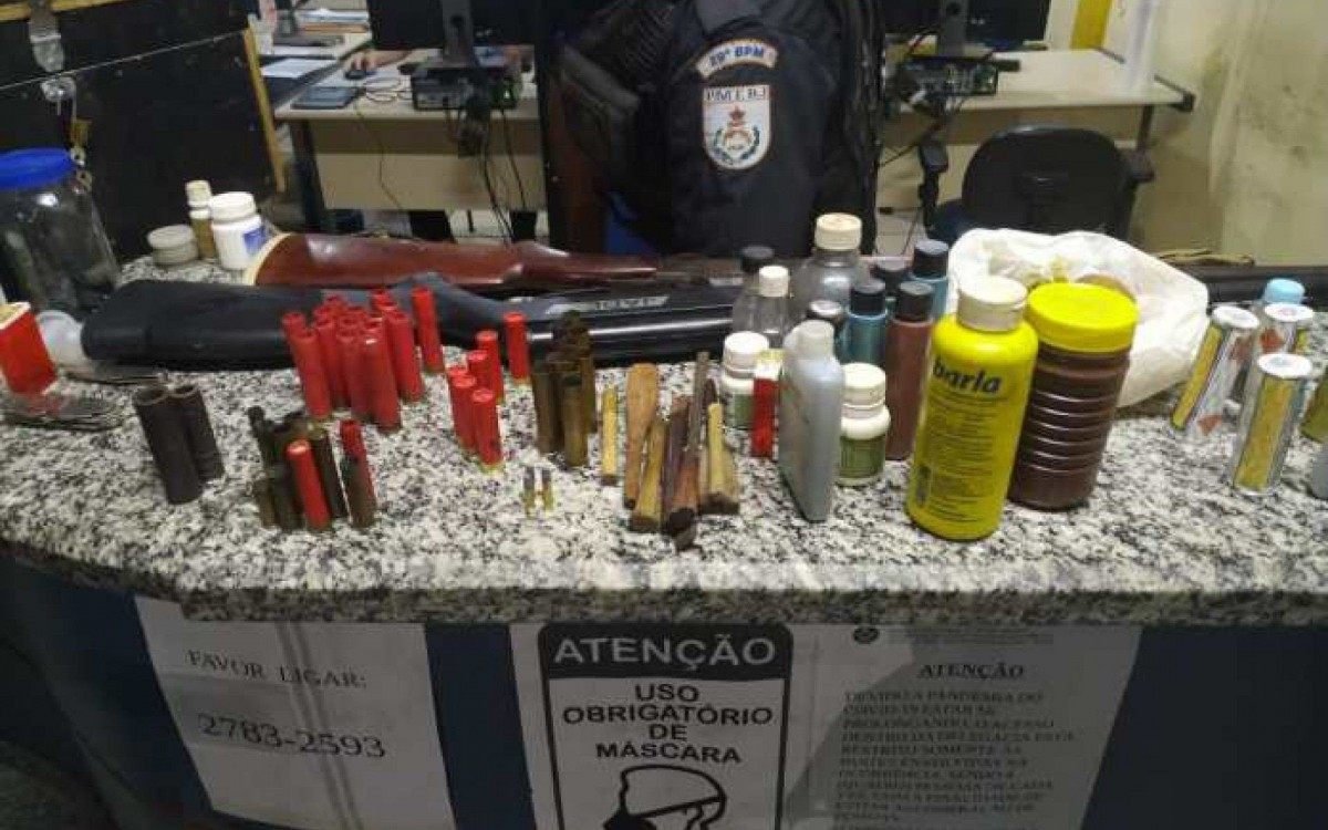 A&ccedil;&atilde;o de militares da 4&ordf; Cia do 29&deg; BPM (Itaperuna-RJ) localizou o suposto autor do crime em sua casa na zona rural; o fato foi registrado na 148&ordf; DP. 