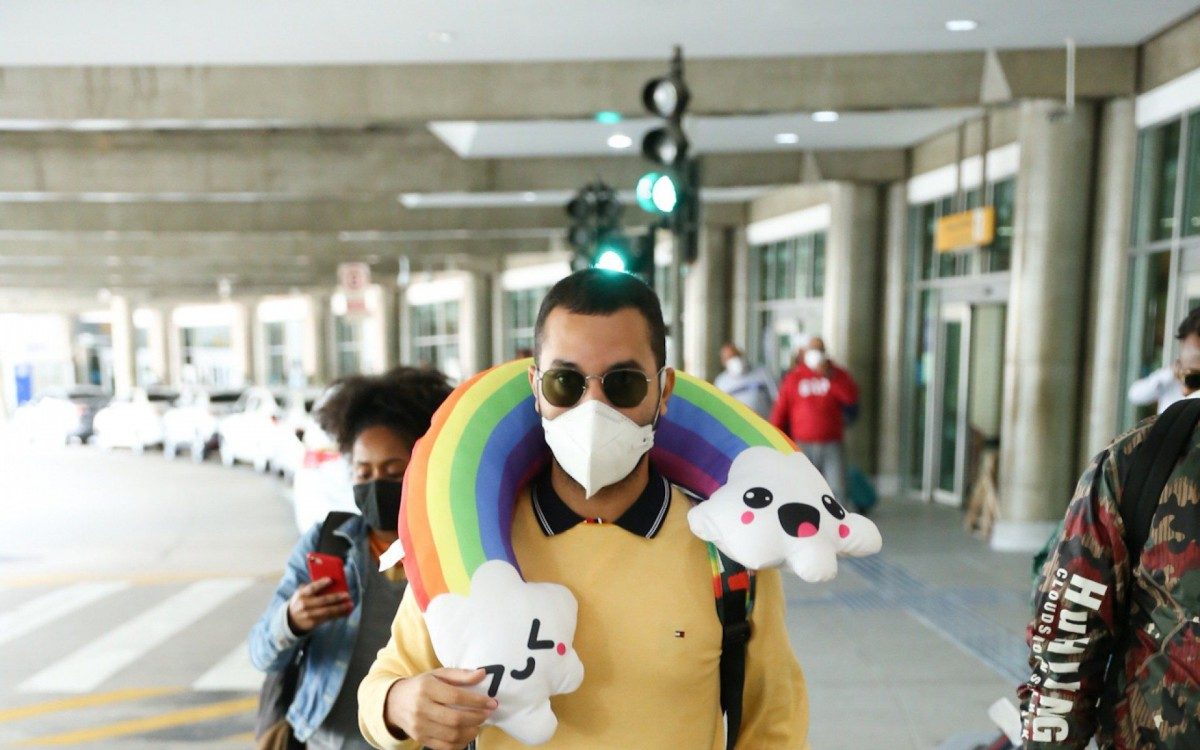 Gil desembarca no Aeroporto de Congonhas, em São Paulo, na tarde desta terça-feira