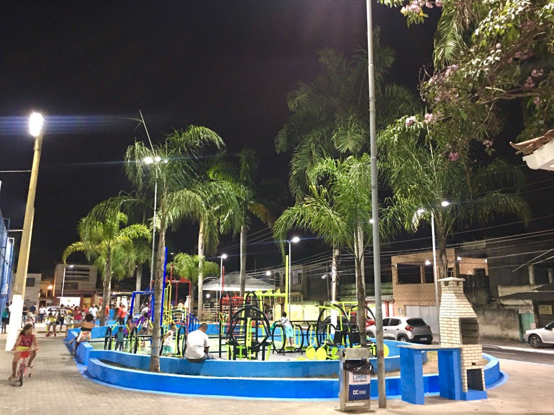 Prefeitura de Duque de Caxias constr&oacute;i e revitaliza espa&ccedil;os p&uacute;blicos de lazer nos distritos - Divulga&ccedil;&atilde;o