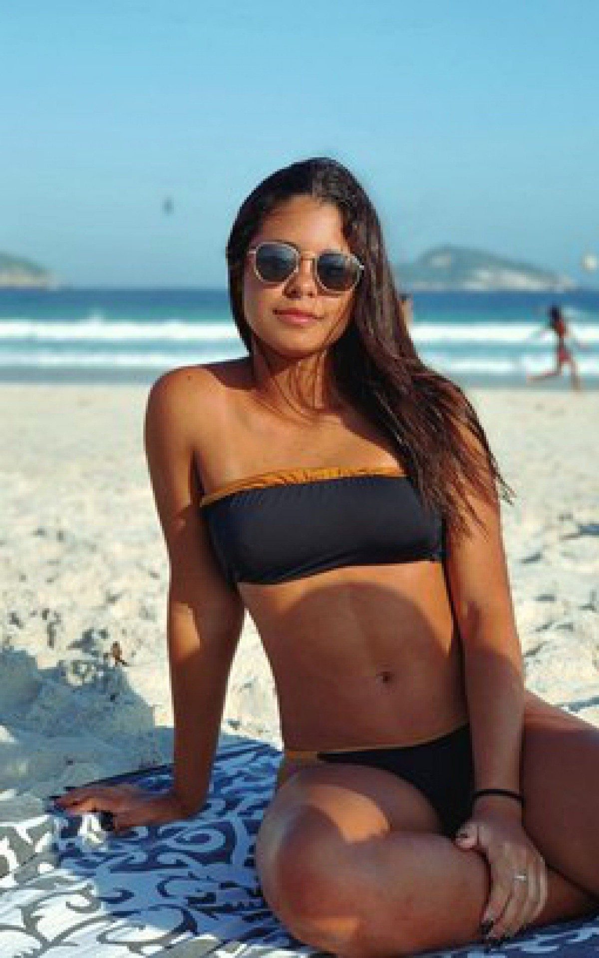 Isabella, filha de Rom&aacute;rio, completa 18 anos nesta quarta-feira