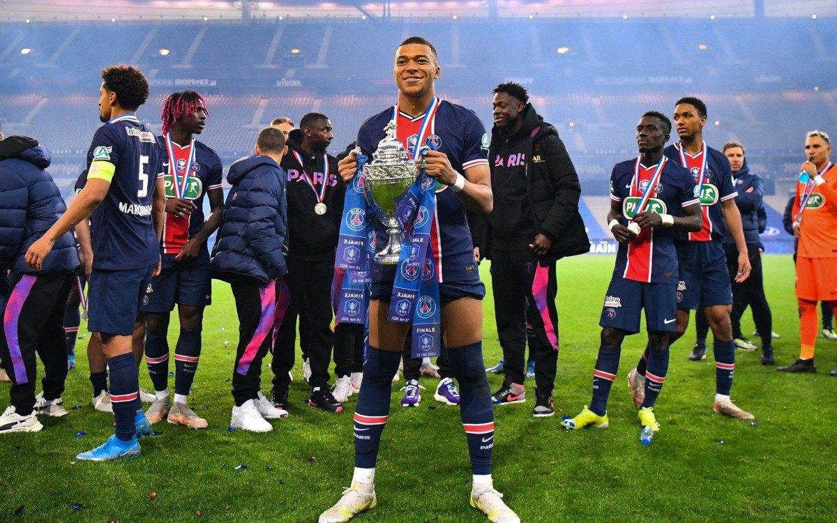 Com uma assistência para o gol de Icardi e um outro marcado, Kylian Mbappé brilhou na decisão da Copa da França contra o Monaco