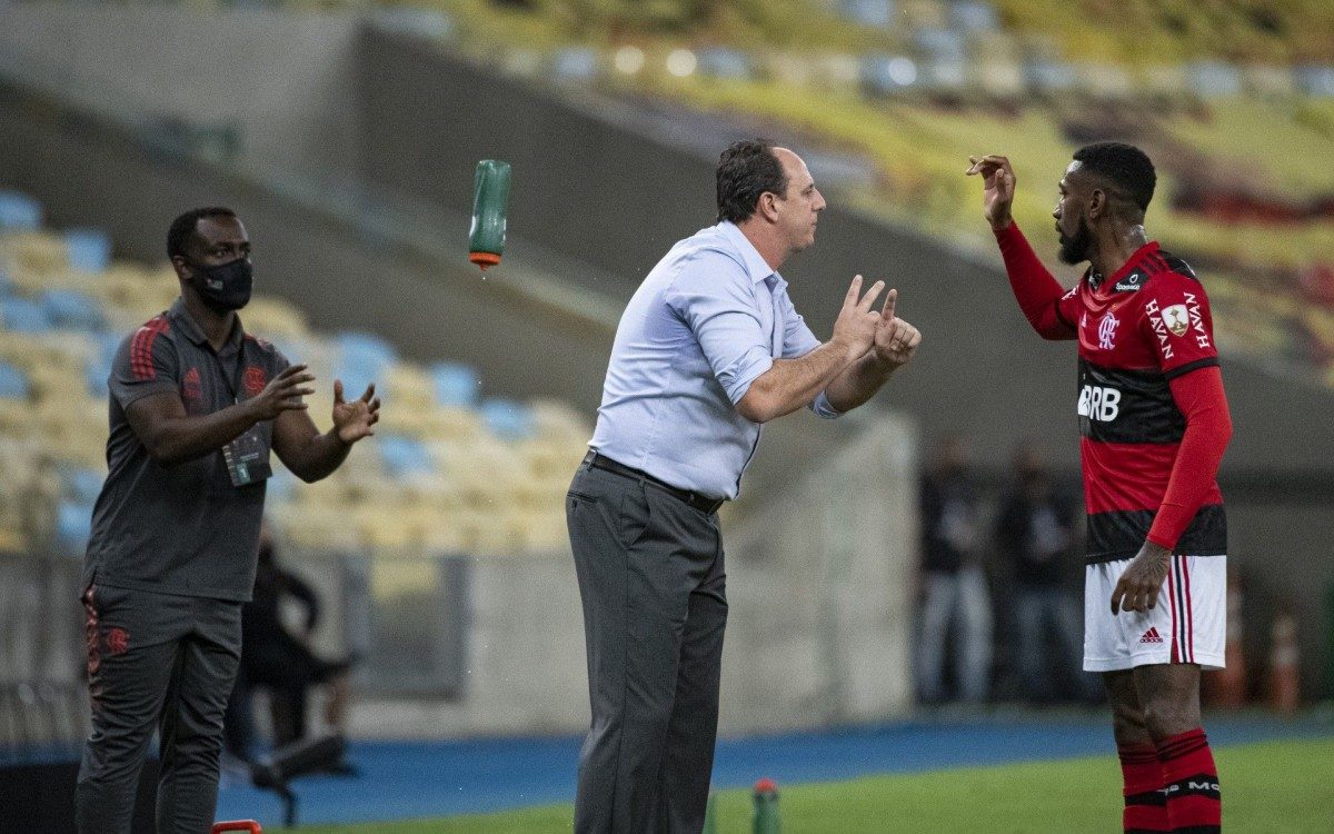 Partida entre as equipes de Flamengo e LDU, v&aacute;lida pela Copa Libertadores da Am&eacute;rica, realizada no est&aacute;dio do Maracan&atilde;, Zona Norte do Rio, nesta quarta-feira (19). 