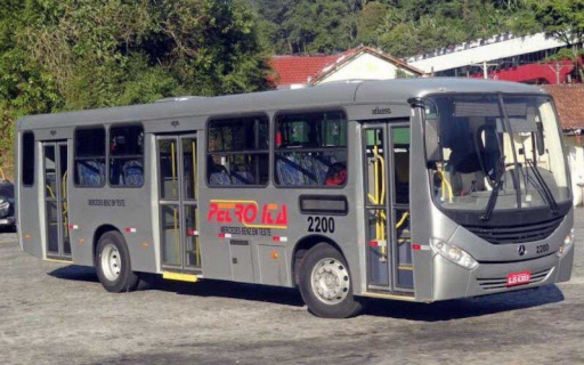 Problemas na Serra Velha fizeram ônibus da Petro Ita ter que fazer baldeação