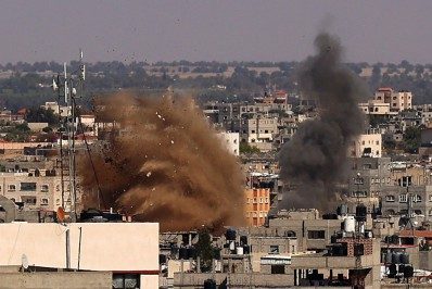 Israel e Hamas aprovam cessar-fogo em Gaza