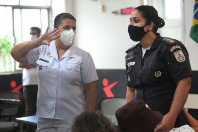 PM faz palestras de prevenção contra exploração sexual infantil para moradores de comunidades