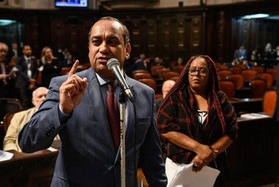 Alerj aprova projeto para aumentar a capacidade de regularização fundiária e titulação no Estado do Rio