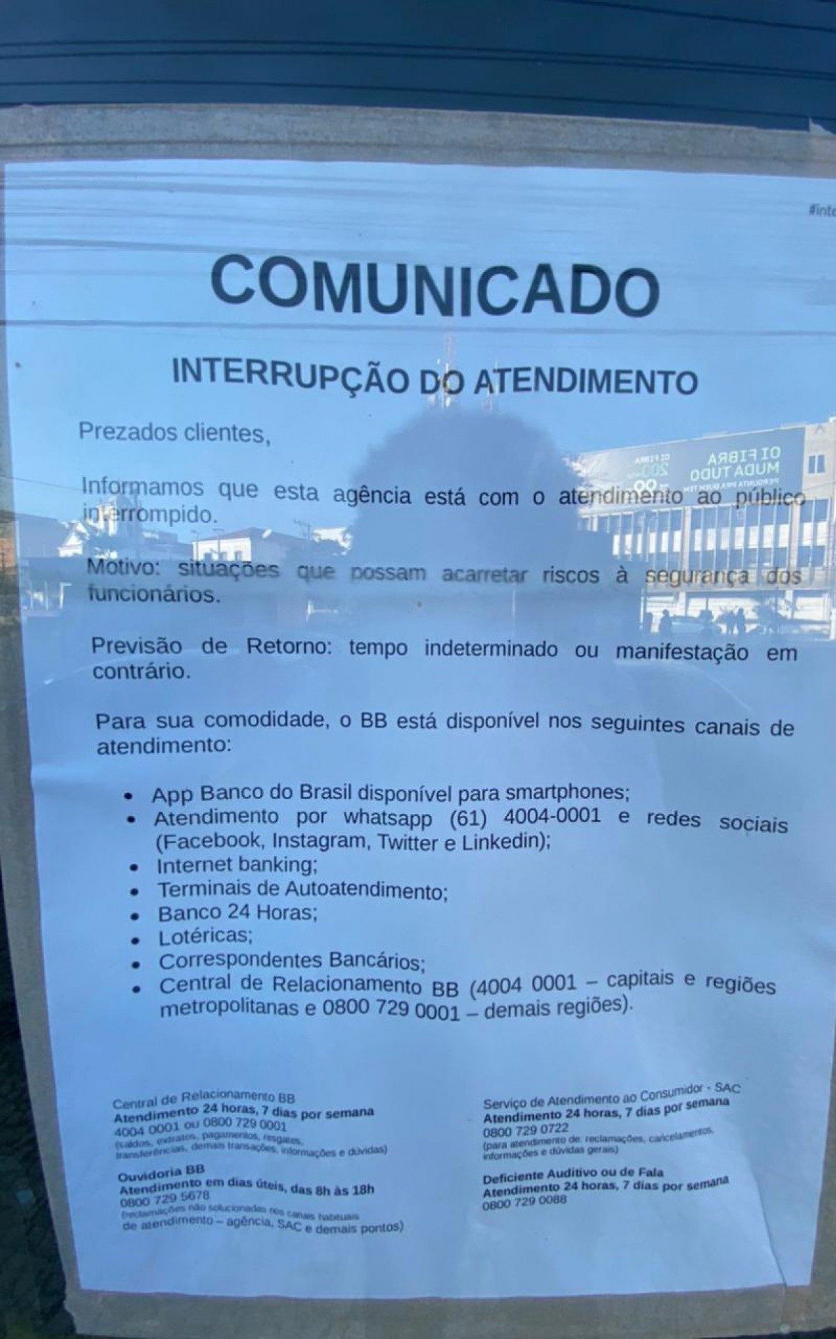 Informe fixado na porta da ag&ecirc;ncia 